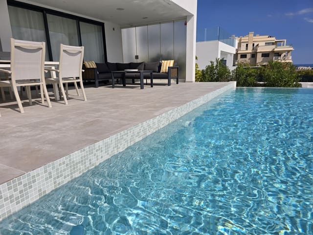 Villa/Maison de 4 chambres de location de vacances à Mijas Costa, Mijas avec piscine garage - 3 000 € (Ref: 9394091)