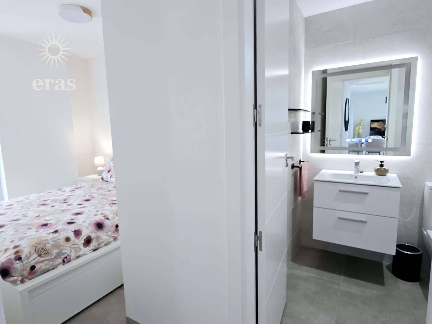 2 bedroom Flat for sale in Fuengirola with pool garage - € 450,000 (Ref: 9499959)