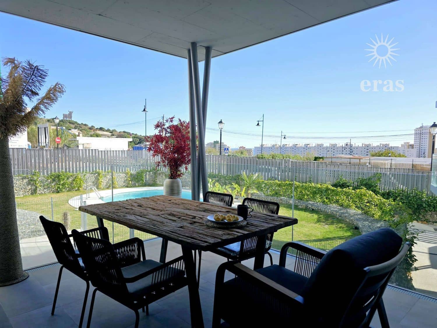 2 bedroom Flat for sale in Fuengirola with pool garage - € 450,000 (Ref: 9499959)