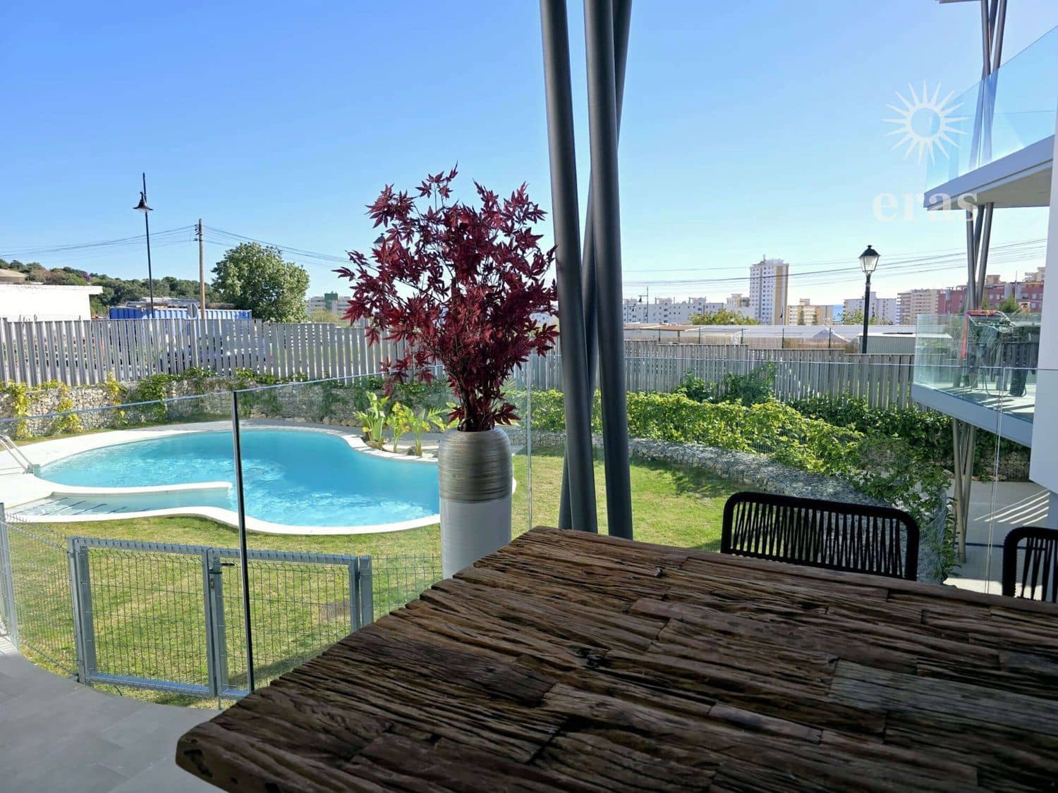 2 bedroom Flat for sale in Fuengirola with pool garage - € 450,000 (Ref: 9499959)