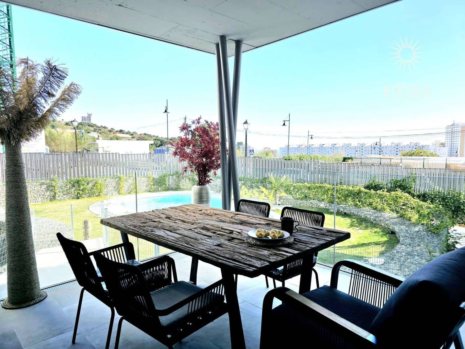 2 bedroom Flat for sale in Fuengirola with pool garage - € 450,000 (Ref: 9499959)