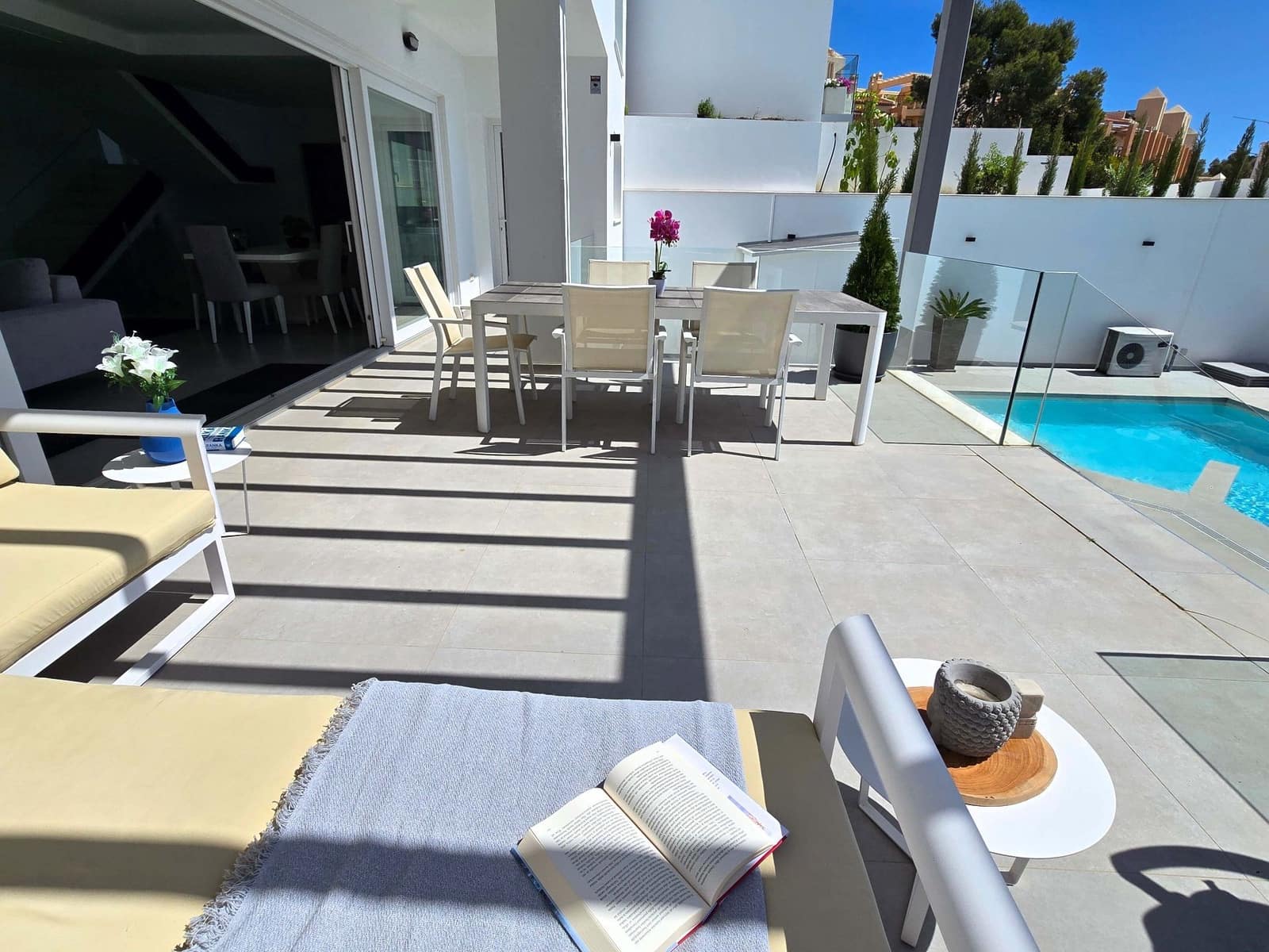 4 soverom Villa til salgs i Fuengirola med svømmebasseng garasje - € 1 480 000 (Ref: 9499960)