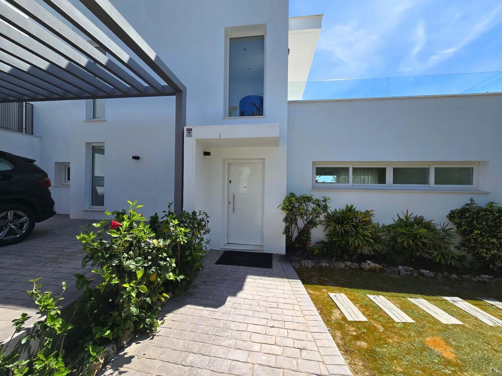 4 soverom Villa til salgs i Fuengirola med svømmebasseng garasje - € 1 480 000 (Ref: 9499960)