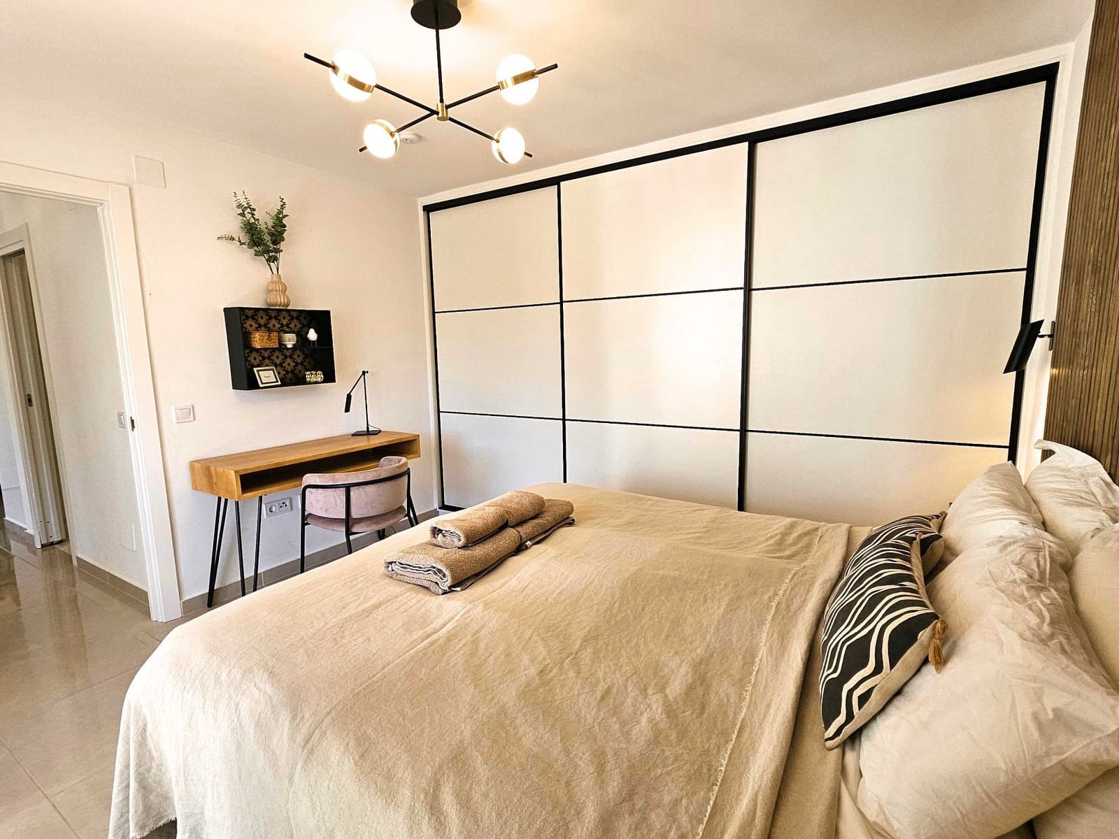 1 bedroom Apartment for sale in Benalmadena with pool - € 375,000 (Ref: 9499961)