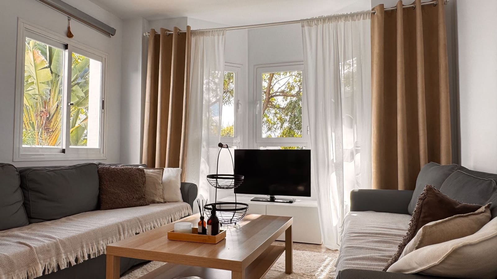 Piso de 3 habitaciones en Marbella en venta con piscina - 575.000 € (Ref: 9499962)