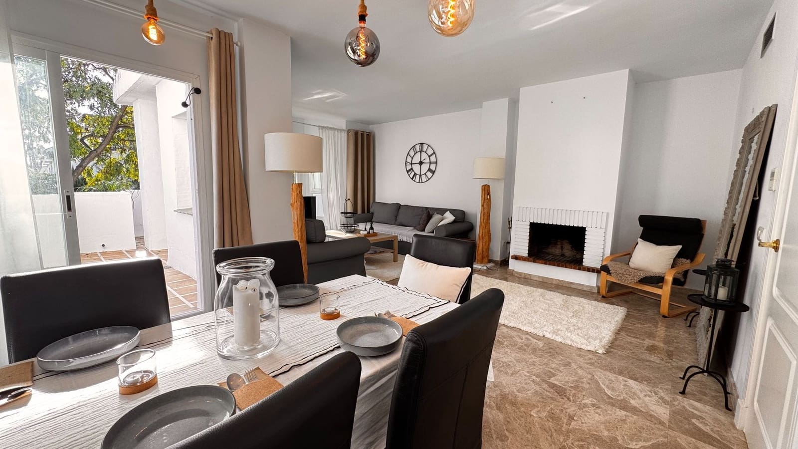 Piso de 3 habitaciones en Marbella en venta con piscina - 575.000 € (Ref: 9499962)