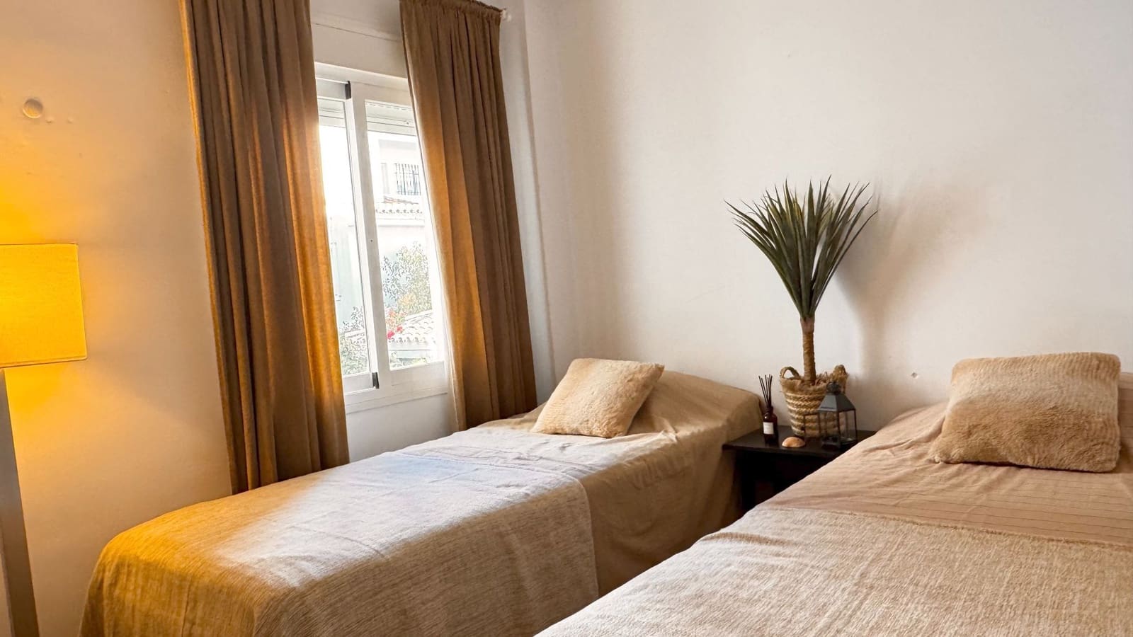 Piso de 3 habitaciones en Marbella en venta con piscina - 575.000 € (Ref: 9499962)