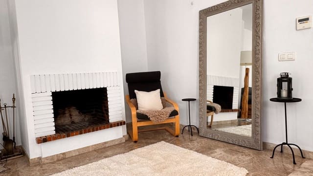 Piso de 3 habitaciones en La Dama de Noche - La Alzambra, Marbella en venta con piscina - 575.000 € (Ref: 9499962)