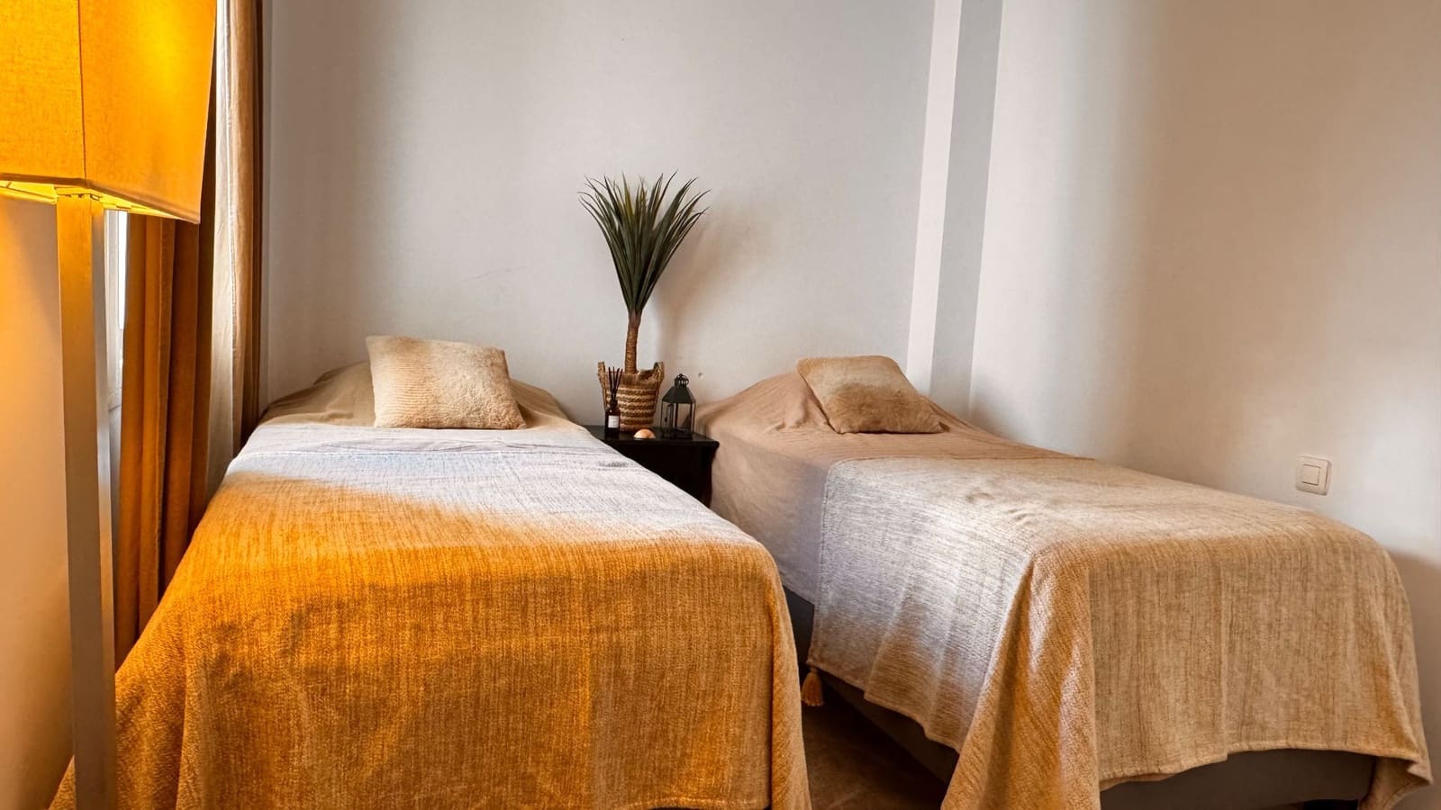 Piso de 3 habitaciones en Marbella en venta con piscina - 575.000 € (Ref: 9499962)