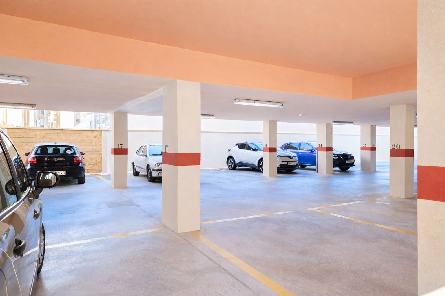 Apartamento de 1 habitación en Mijas en venta con piscina garaje - 258.000 € (Ref: 9604589)