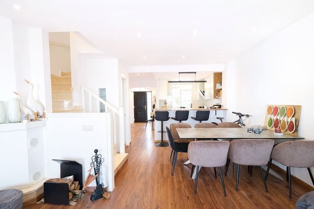 4 Zimmer Doppelhaus zu verkaufen in Montealto - Monterrey, Benalmádena mit Garage - 575.000 € (Ref: 9629645)