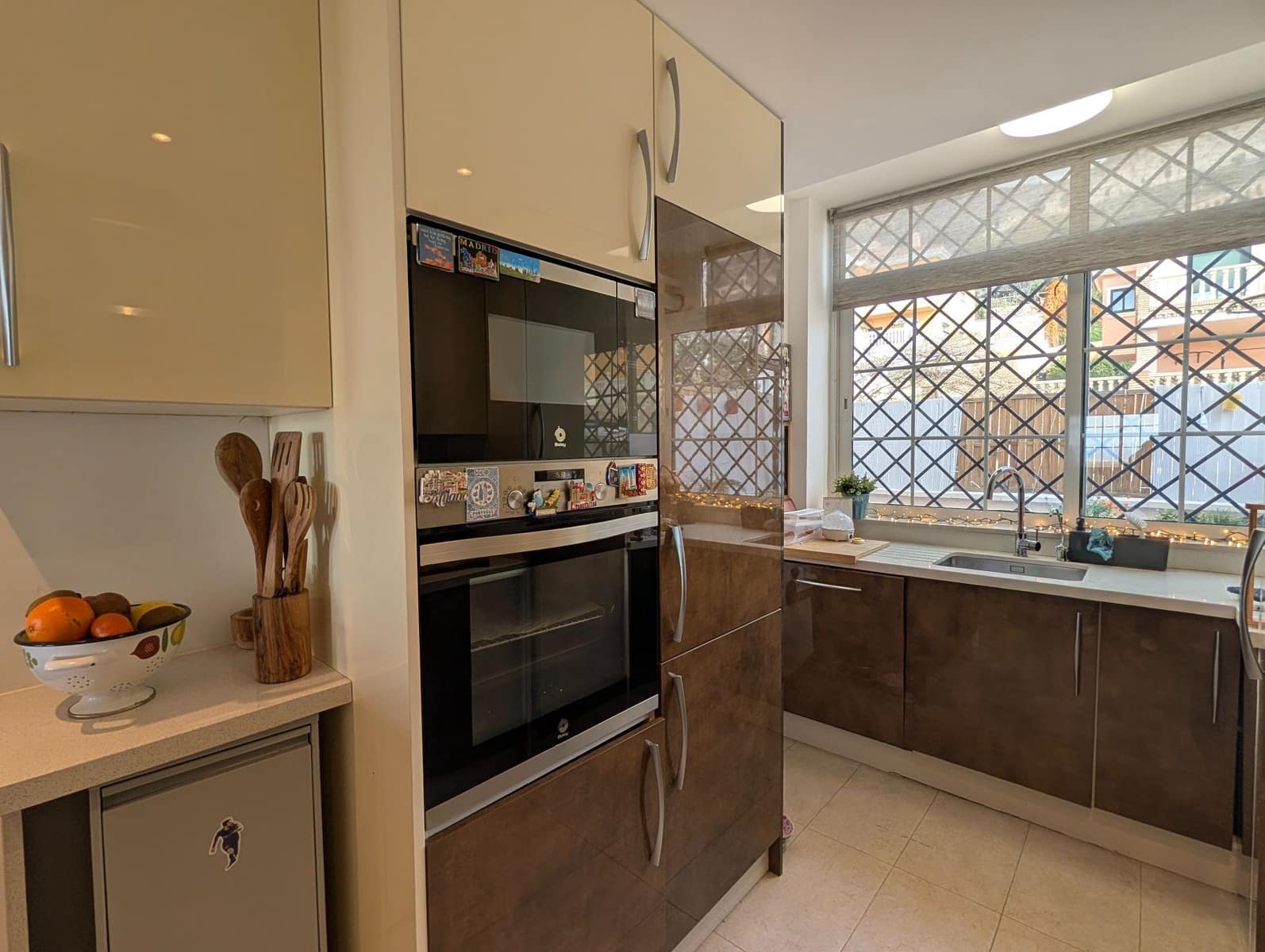 4 bedroom Semi-detached Villa for sale in Benalmadena with garage - € 575,000 (Ref: 9629645)