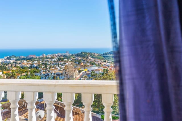 4 soverom Kjedet enebolig til salgs i Montealto - Monterrey, Benalmádena med garasje - € 589 000 (Ref: 9629645)