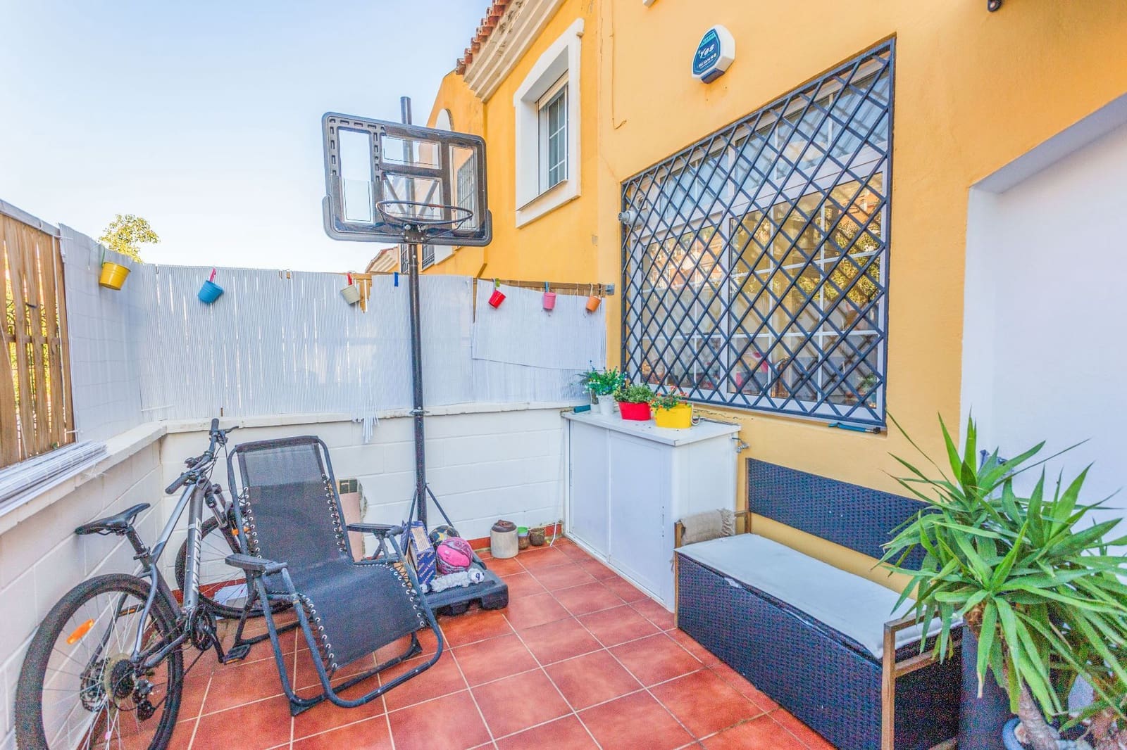 4 soverom Kjedet enebolig til salgs i Benalmadena med garasje - € 589 000 (Ref: 9629645)