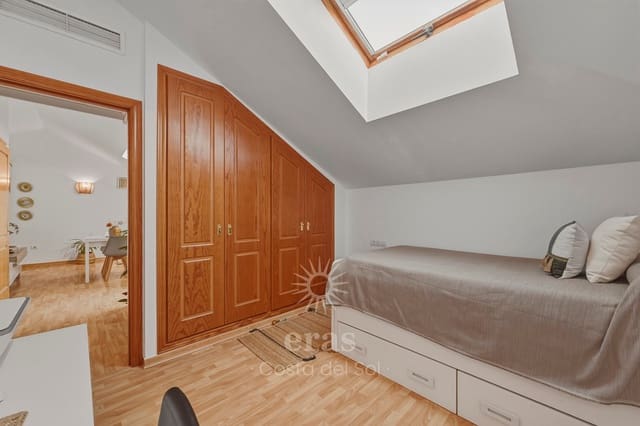 2 sovrum Lägenhet till salu i Los Pacos, Fuengirola med garage - 350 000 € (Ref: 9633857)