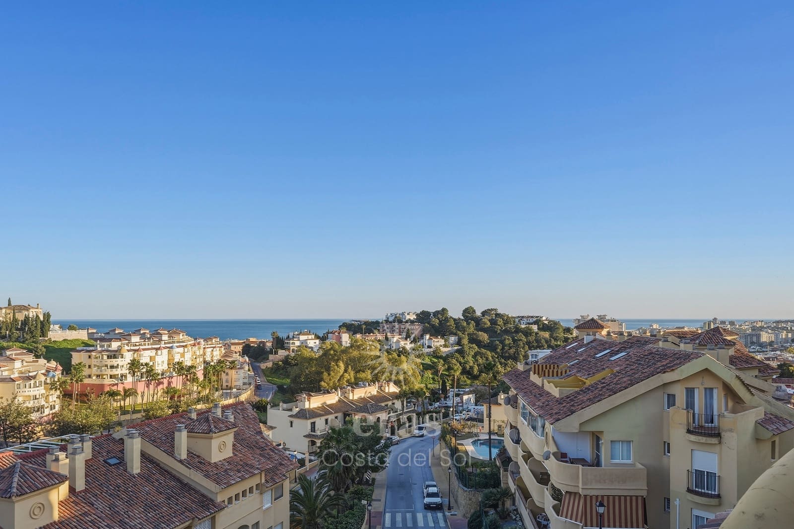 2 sovrum Lägenhet till salu i Fuengirola med garage - 350 000 € (Ref: 9633857)