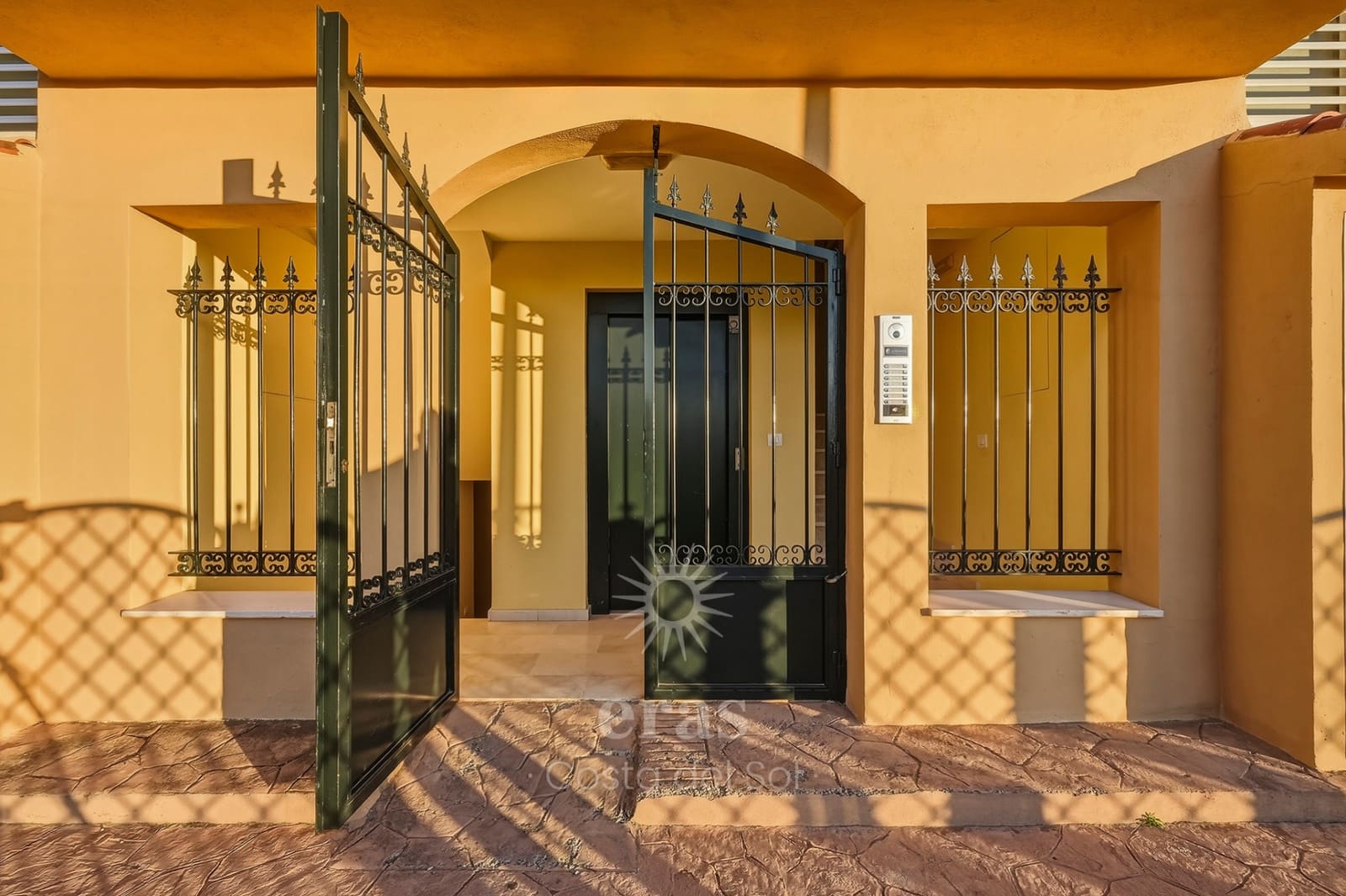 2 sovrum Lägenhet till salu i Fuengirola med garage - 350 000 € (Ref: 9633857)