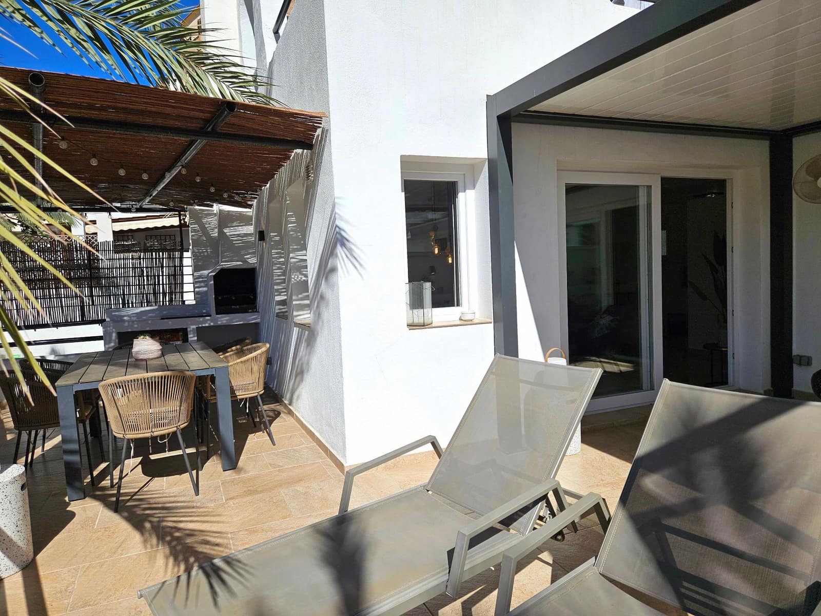 1 sovrum Lägenhet till salu i Benalmadena Costa med pool - 349 000 € (Ref: 9658355)