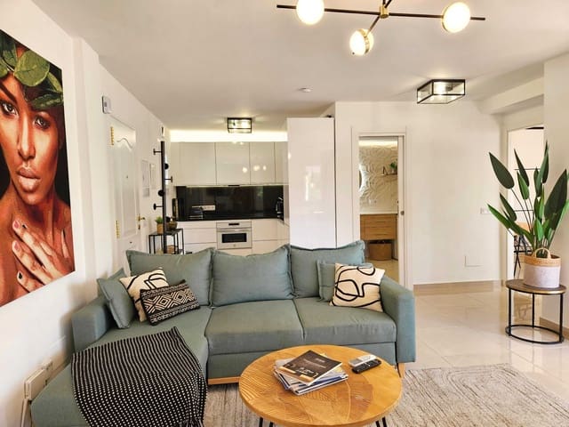 1 sypialnia Apartament na sprzedaż w Benalmadena Costa, Benalmádena z basenem - 349 000 € (Ref: 9658355)