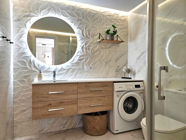 1 sypialnia Apartament na sprzedaż w Benalmadena Costa, Benalmádena z basenem - 349 000 € (Ref: 9658355)