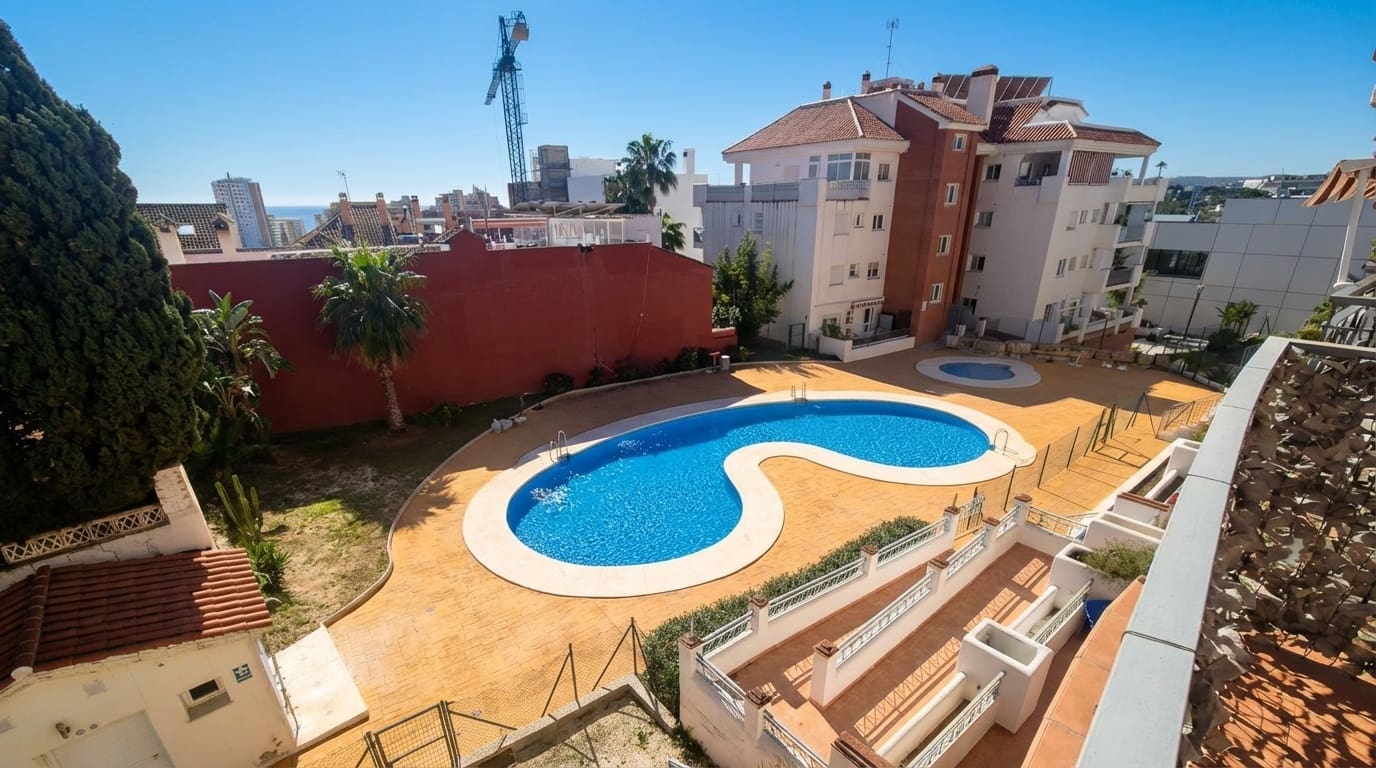 2 slaapkamer Appartement te koop in Fuengirola met zwembad garage - € 329.000 (Ref: 9658356)