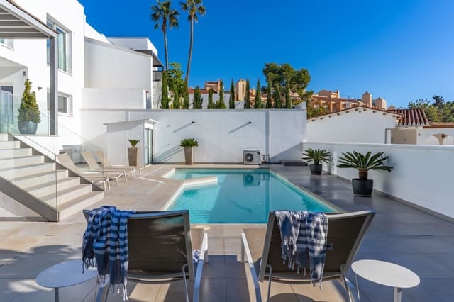 5 sovrum Villa till salu i Torreblanca, Fuengirola med pool garage - 1 380 000 € (Ref: 9669988)