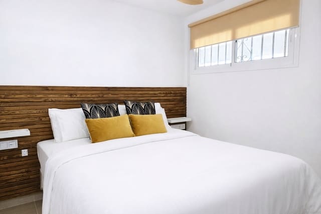 1 sypialnia Apartament na sprzedaż w Solymar, Benalmádena z basenem - 270 000 € (Ref: 9741495)