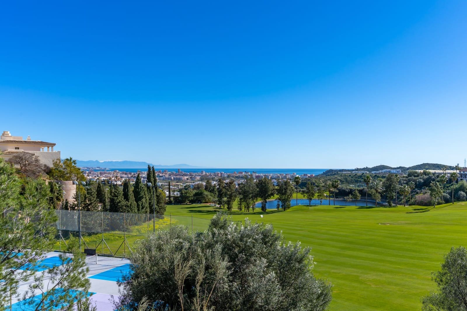 2 quarto Penthouse para venda em Mijas com piscina garagem - 565 000 € (Ref: 9751614)