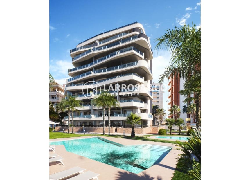 2 bedroom Apartment for sale in Guardamar del Segura with pool - € 299,000 (Ref: 8272252)