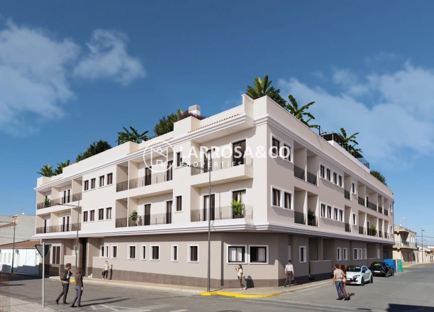 2 bedroom Apartment for sale in Algorfa with pool - € 164,425 (Ref: 8464191)