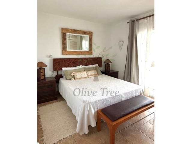 3 slaapkamer Appartement te huur in Cala Tarida, San Jose / Sant Josep de Sa Talaia met zwembad - € 2.000 (Ref: 10037181)