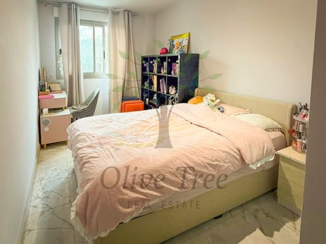 Apartamento de 5 habitaciones en Santa Eulalia / Santa Eularia en alquiler - 4.000 € (Ref: 10119722)