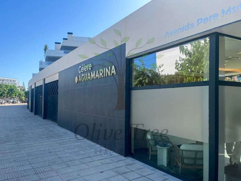 Apartamento de 2 habitaciones en Ibiza / Eivissa ciudad en alquiler con piscina garaje - 2.900 € (Ref: 10119723)