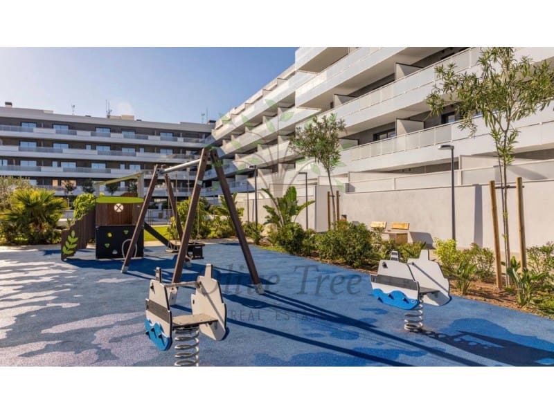 Apartamento de 2 habitaciones en Ibiza / Eivissa ciudad en alquiler con piscina garaje - 2.900 € (Ref: 10119723)