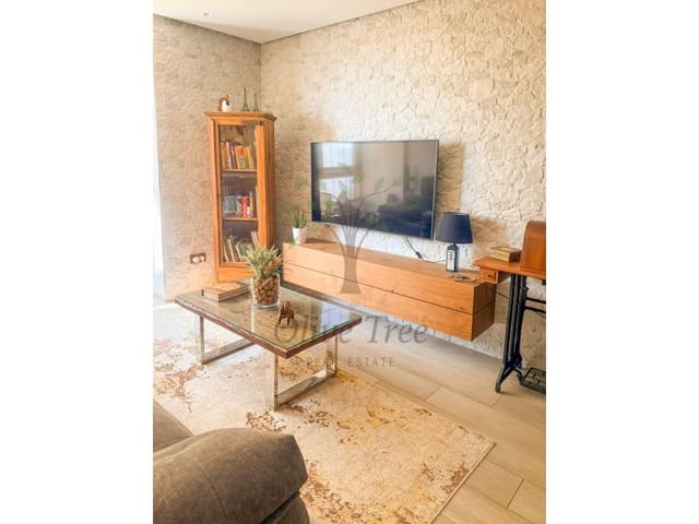 2 slaapkamer Appartement te koop in Sant Antoni de Portmany met zwembad - € 475.000 (Ref: 10139456)