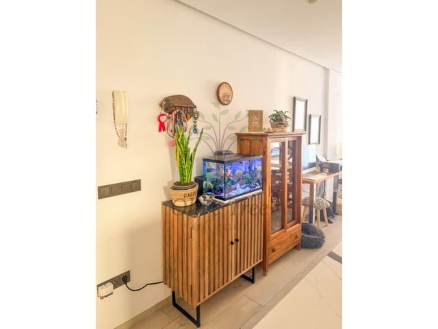 2 slaapkamer Appartement te koop in Sant Antoni de Portmany met zwembad - € 475.000 (Ref: 10139456)