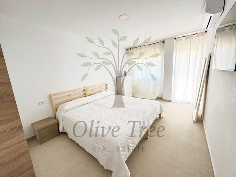 Appartement de 4 chambres à louer à Ibiza ville - 3 600 € (Ref: 10148498)