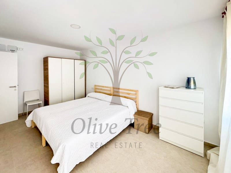 Appartement de 4 chambres à louer à Ibiza ville - 3 600 € (Ref: 10148498)