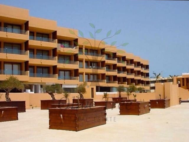 2 sypialnia Apartament na sprzedaż w Playa d'en Bossa, San Jose / Sant Josep de Sa Talaia - 689 000 € (Ref: 10159306)