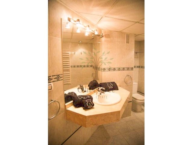 3 bedroom Apartment for rent in Ibiza / Eivissa town with garage - € 3,000 (Ref: 8572437)