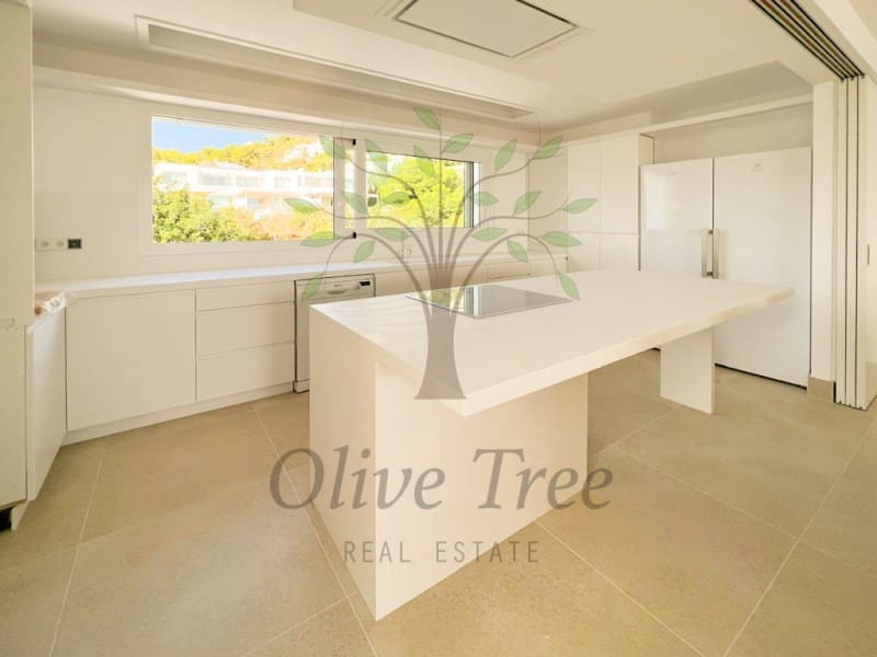 6 sypialnia Willa do wynajęcia w Nuestra Senora de Jesus z garażem - 11 800 € (Ref: 8612679)