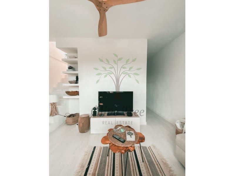 1 bedroom Apartment for rent in Cala Tarida - € 1,800 (Ref: 8677962)