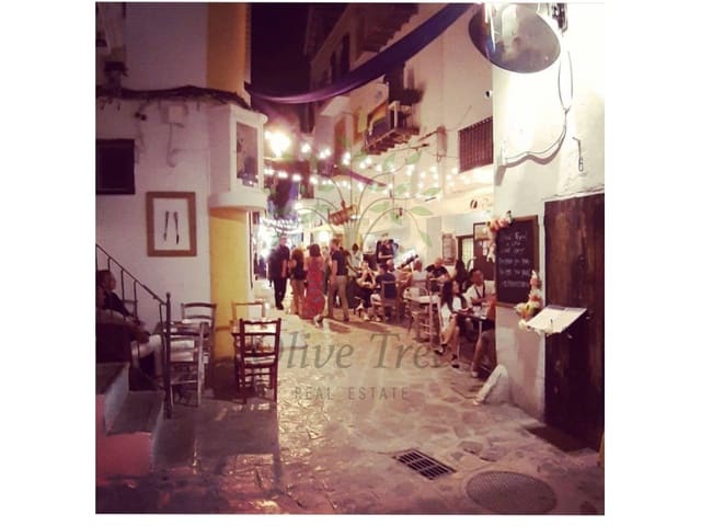 Restaurant/Bar til salgs i Ibiza by - € 750 000 (Ref: 8682637)