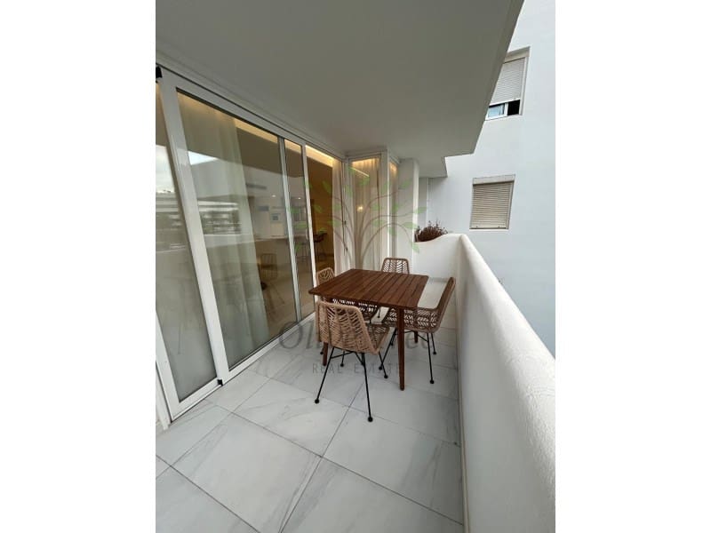 2 bedroom Apartment for rent in Ibiza / Eivissa town with pool - € 2,800 (Ref: 8728011)