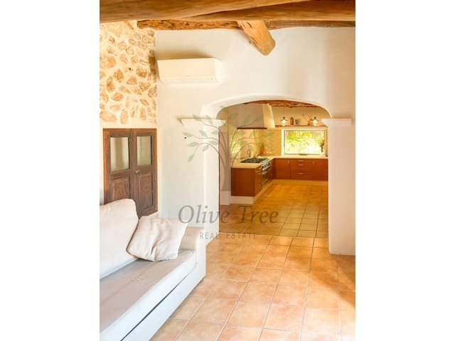 4 soveværelse Villa til leje i Sant Antoni de Portmany - € 4.500 (Ref: 8769090)