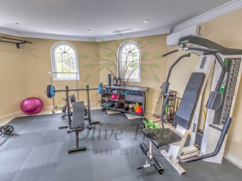 5 bedroom Villa for rent in Cala Bassa with pool garage - € 13,500 (Ref: 8786432)