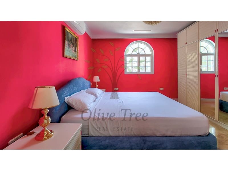 5 bedroom Villa for rent in Cala Bassa with pool garage - € 13,500 (Ref: 8786432)