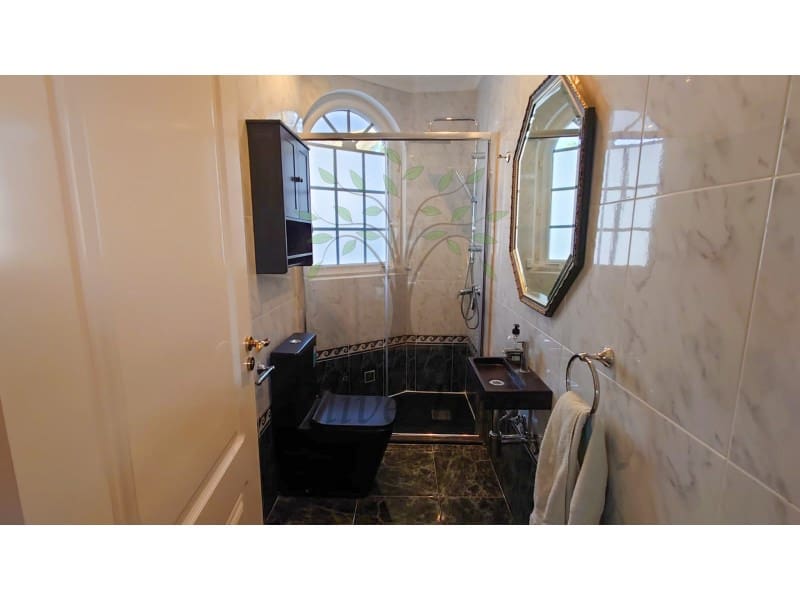 5 bedroom Villa for rent in Cala Bassa with pool garage - € 13,500 (Ref: 8786432)