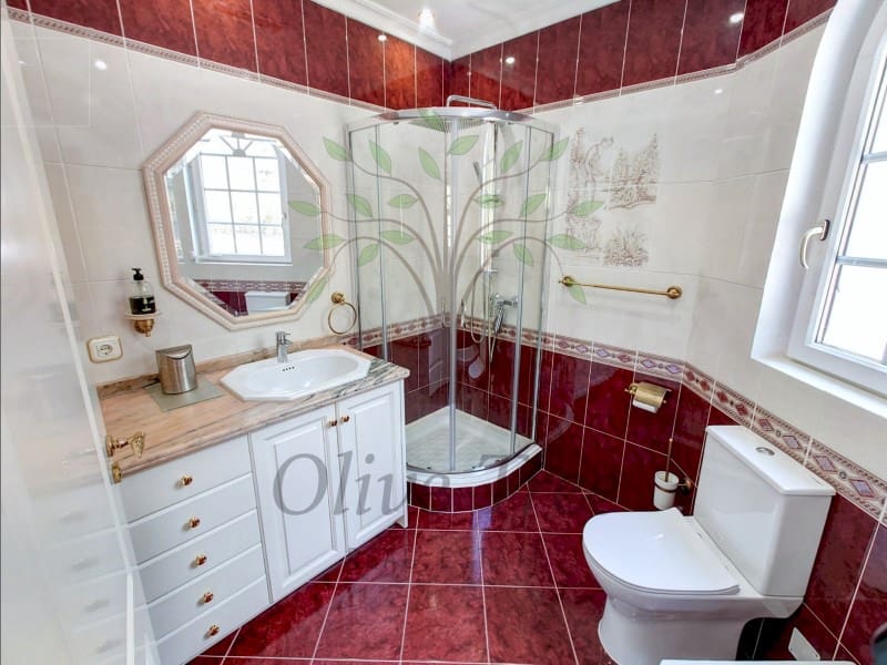 5 bedroom Villa for rent in Cala Bassa with pool garage - € 13,500 (Ref: 8786432)