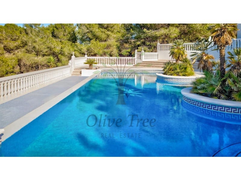 5 bedroom Villa for rent in Cala Bassa with pool garage - € 13,500 (Ref: 8786432)